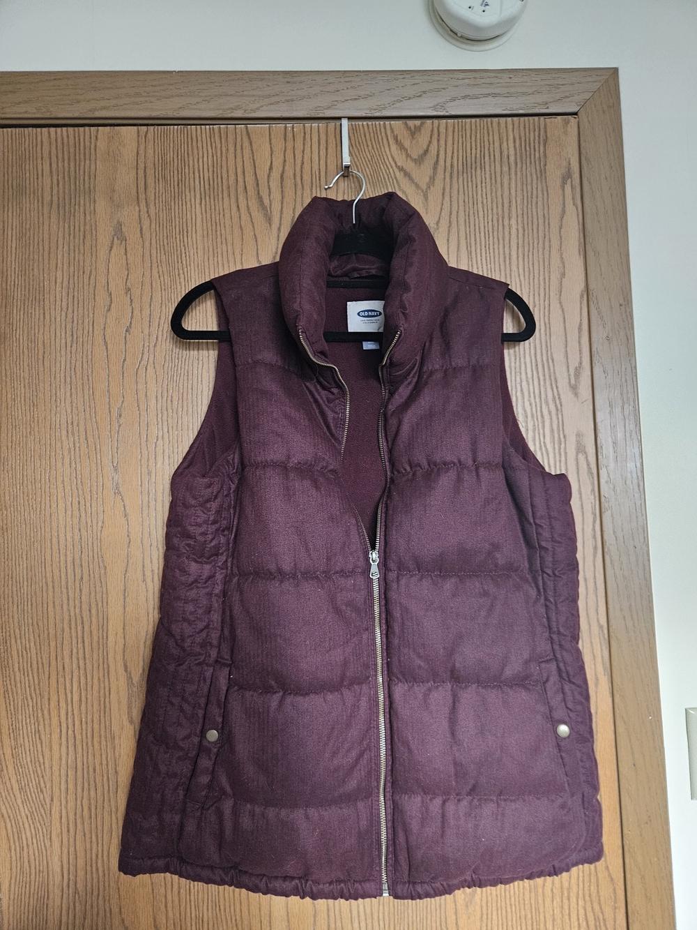 Old Navy Quilted Sleeveless Puffer Vest - Plum